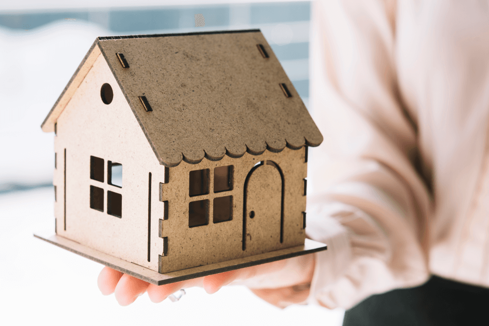 Insurance claim process, choosing the right insurance policy, RDX Financials Mumbai India